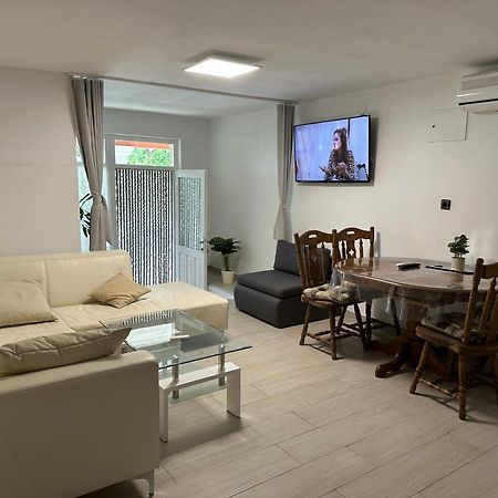 Duplex Apartment With Private Swimming Pool 프레코 외부 사진