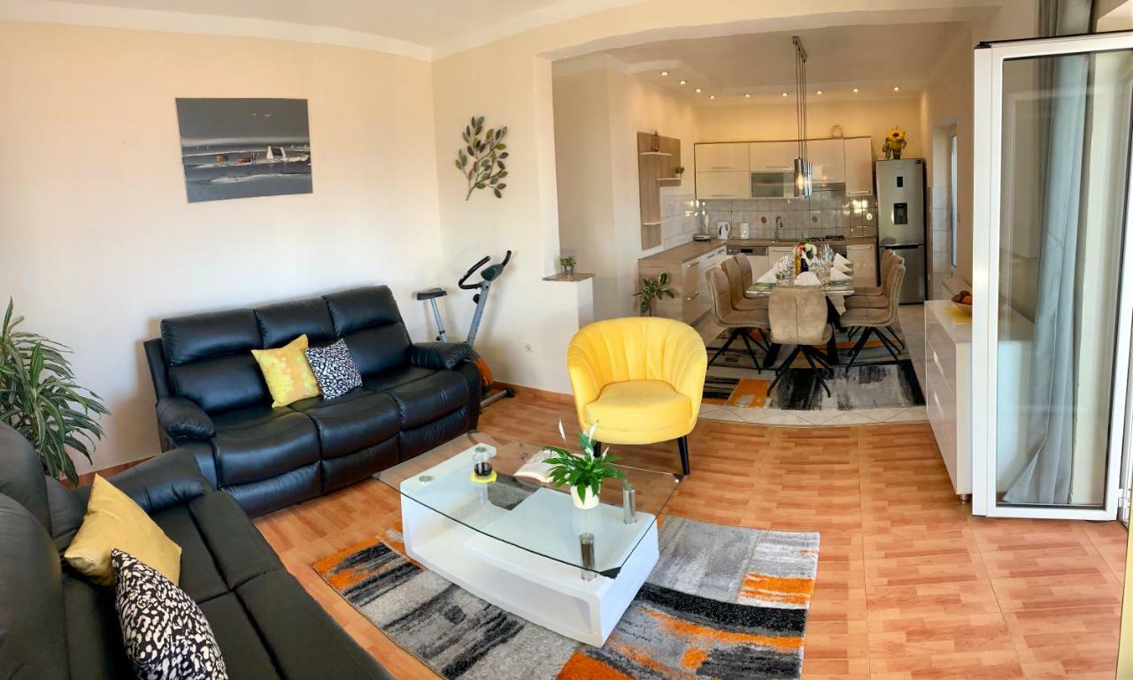 Duplex Apartment With Private Swimming Pool 프레코 외부 사진
